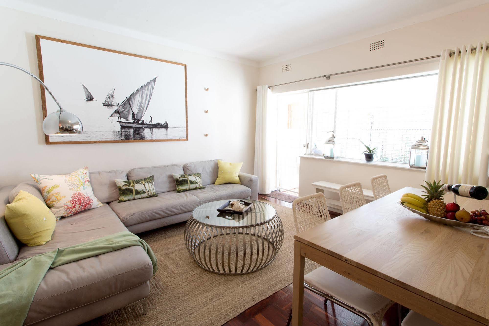 Ferienwohnung Caprice Camps Bay Exterior foto