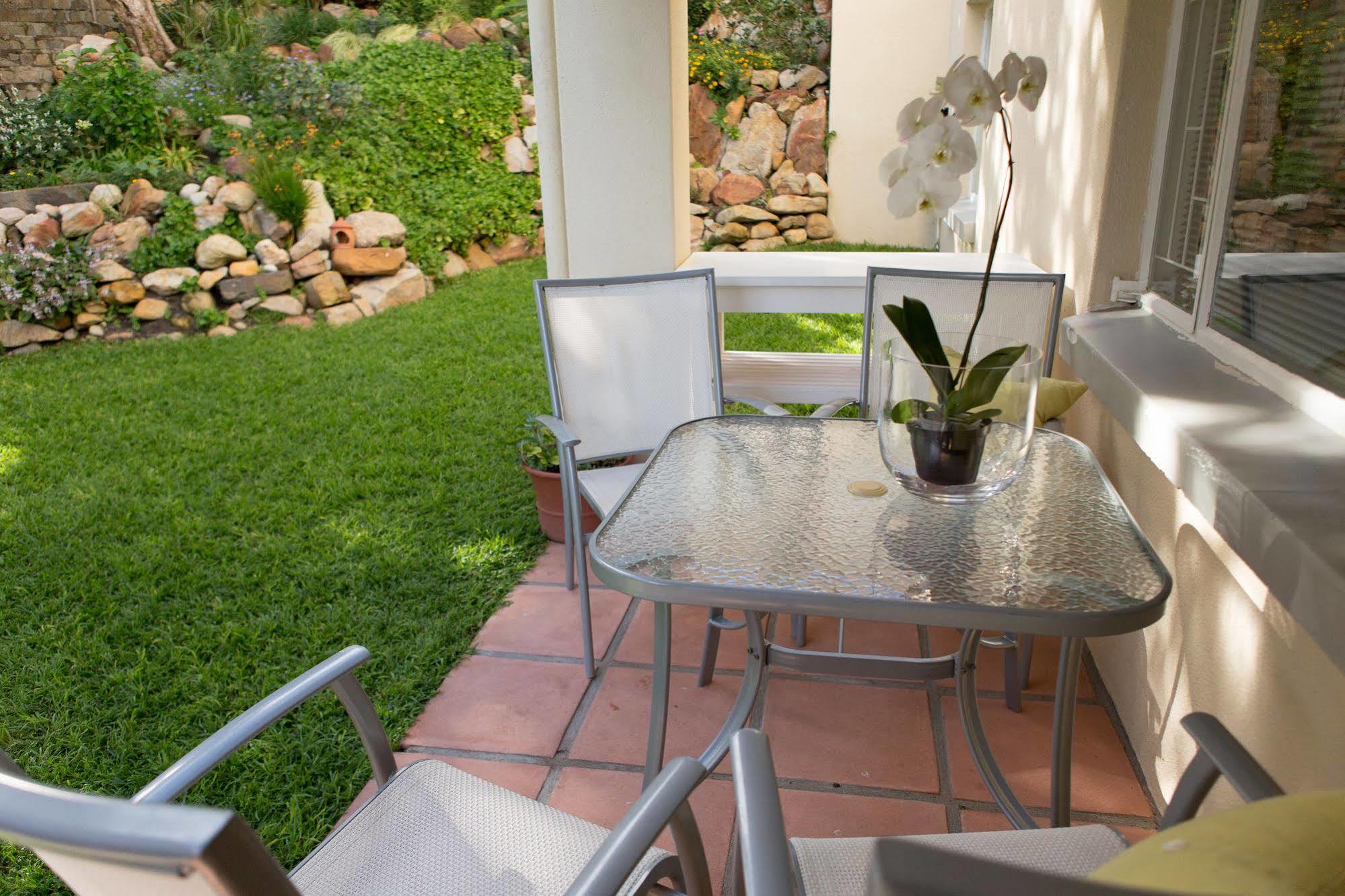 Ferienwohnung Caprice Camps Bay Exterior foto